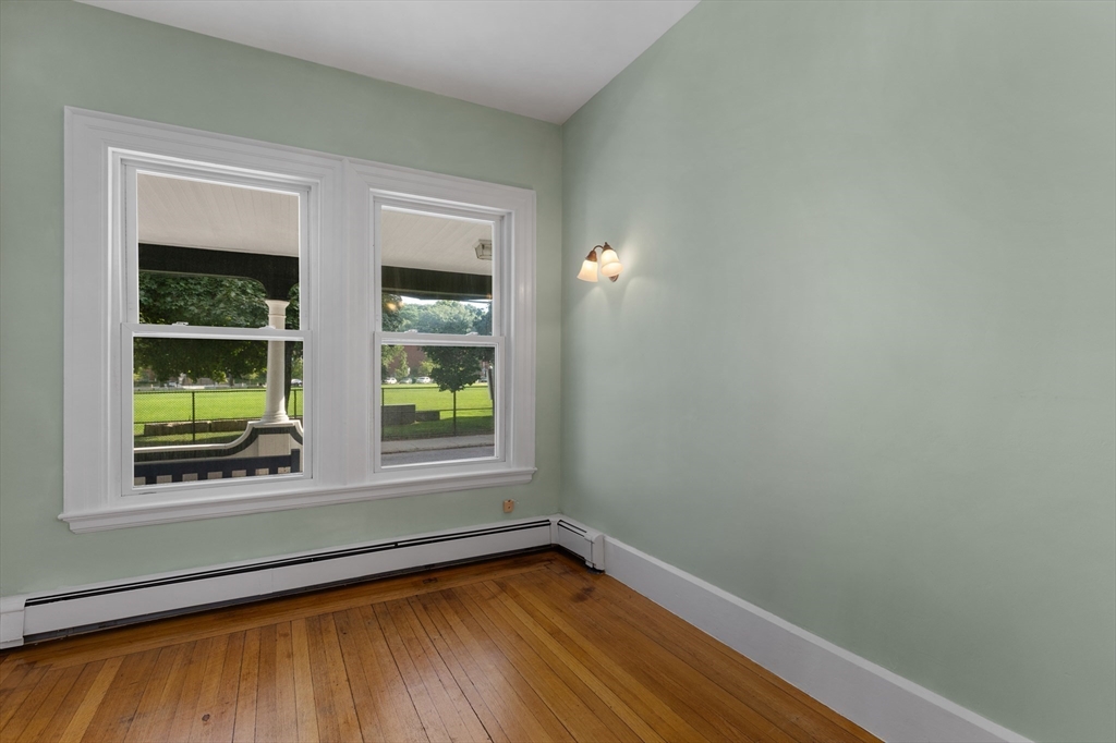 191 Davis Ave