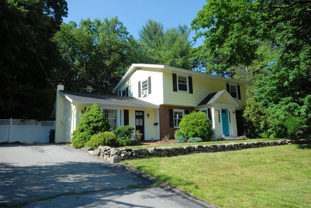 41 Clarissa Rd
