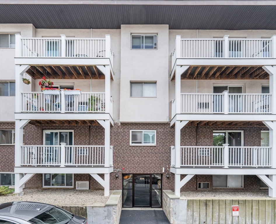205 Independence Ave # 226