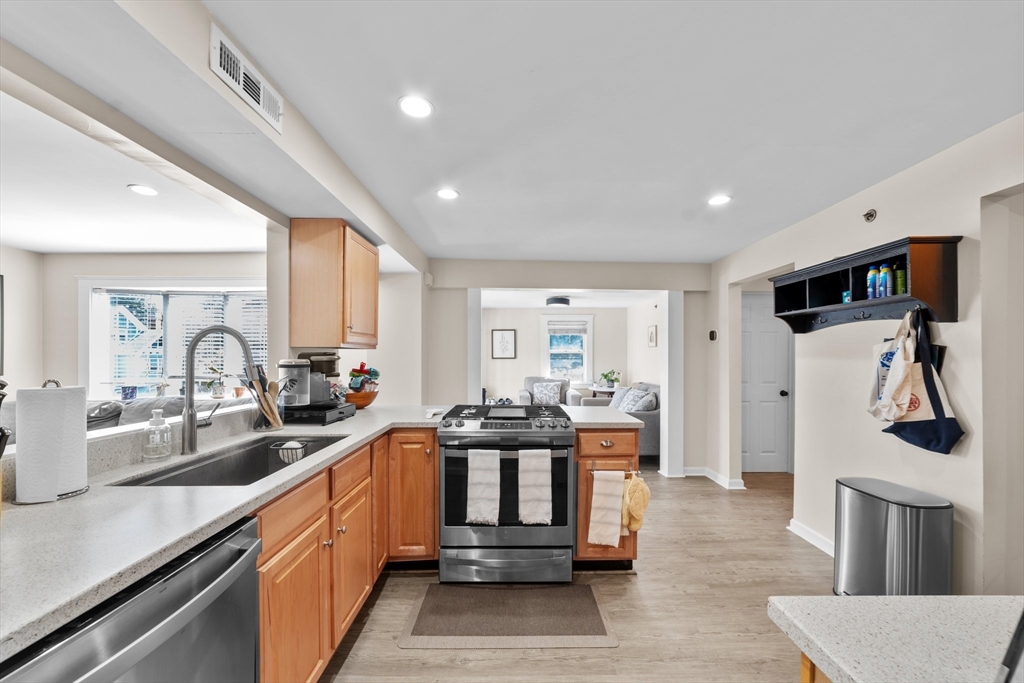 743 Main St # 2