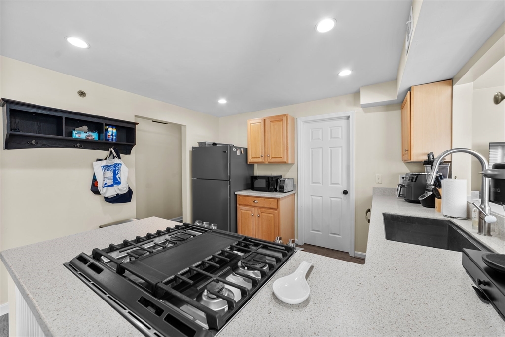 743 Main St # 2