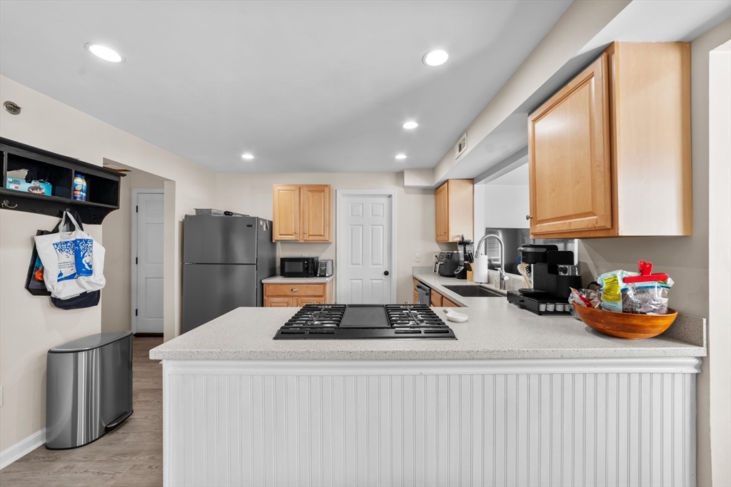743 Main St # 2