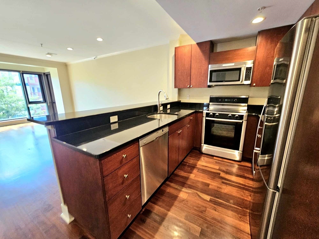 533 Cambridge Street # 112