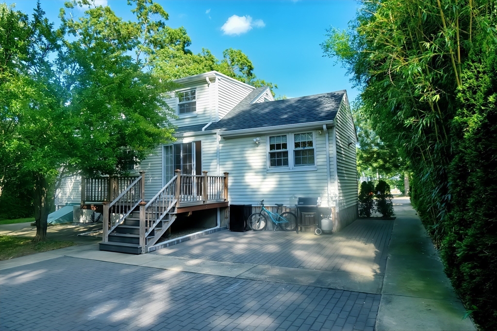 188 Town St