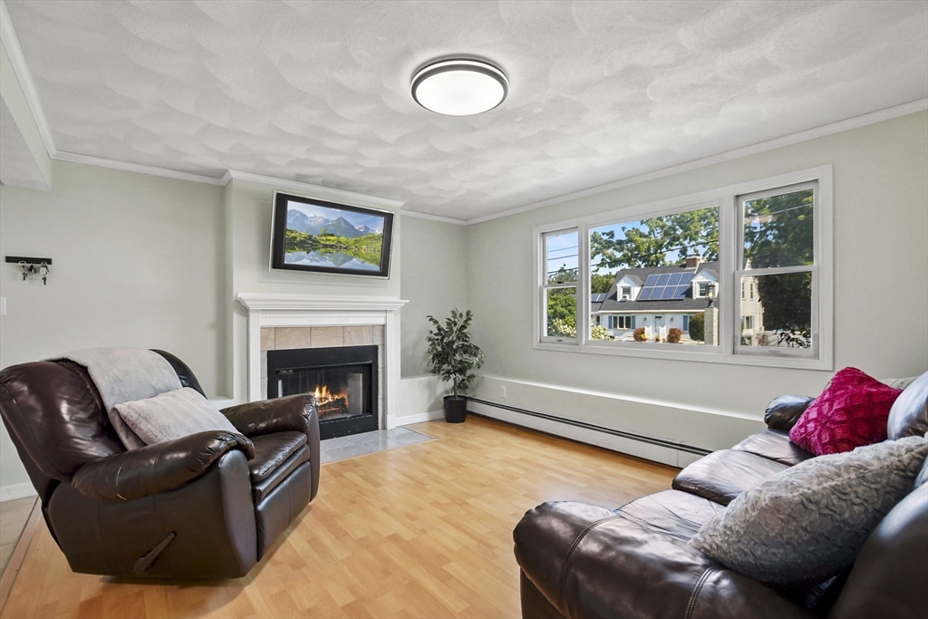 38 Mill St