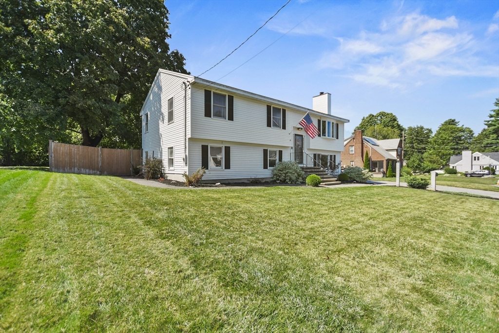 38 Mill St