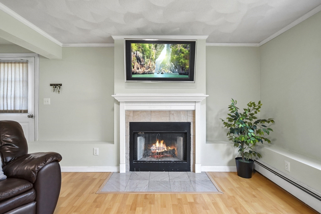 38 Mill St