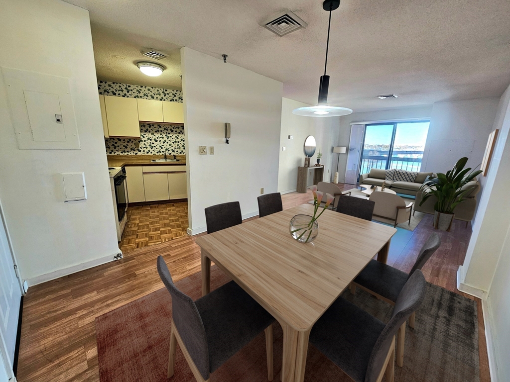 90 Quincy Shore Drive Unit: 414