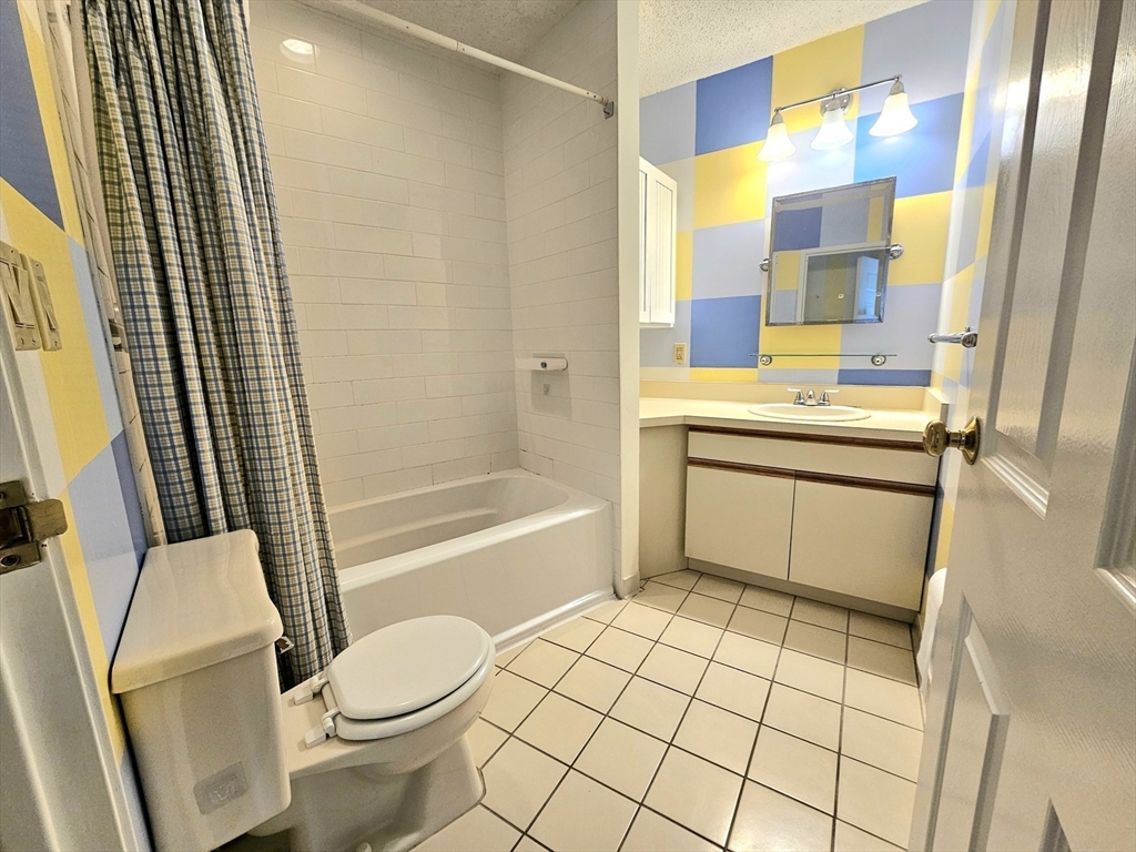90 Quincy Shore Drive Unit: 414