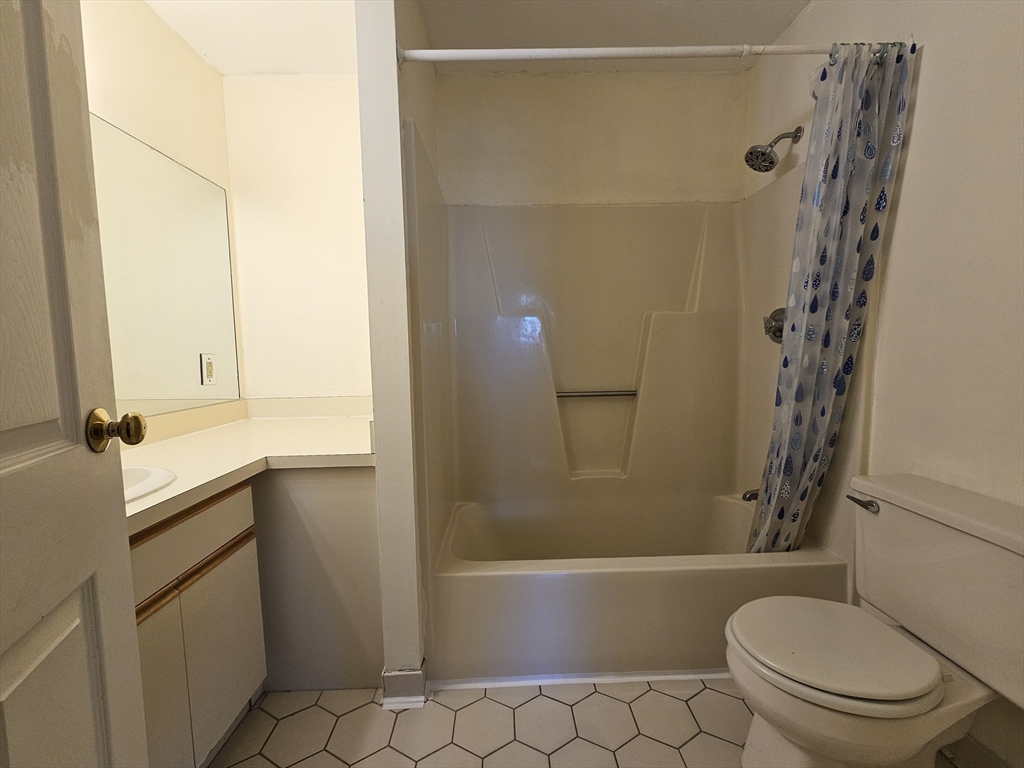90 Quincy Shore Drive Unit: 414