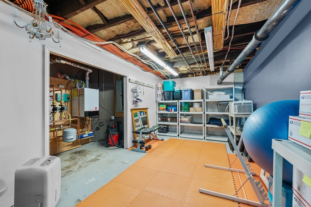 33 Dexter Avenue # 33