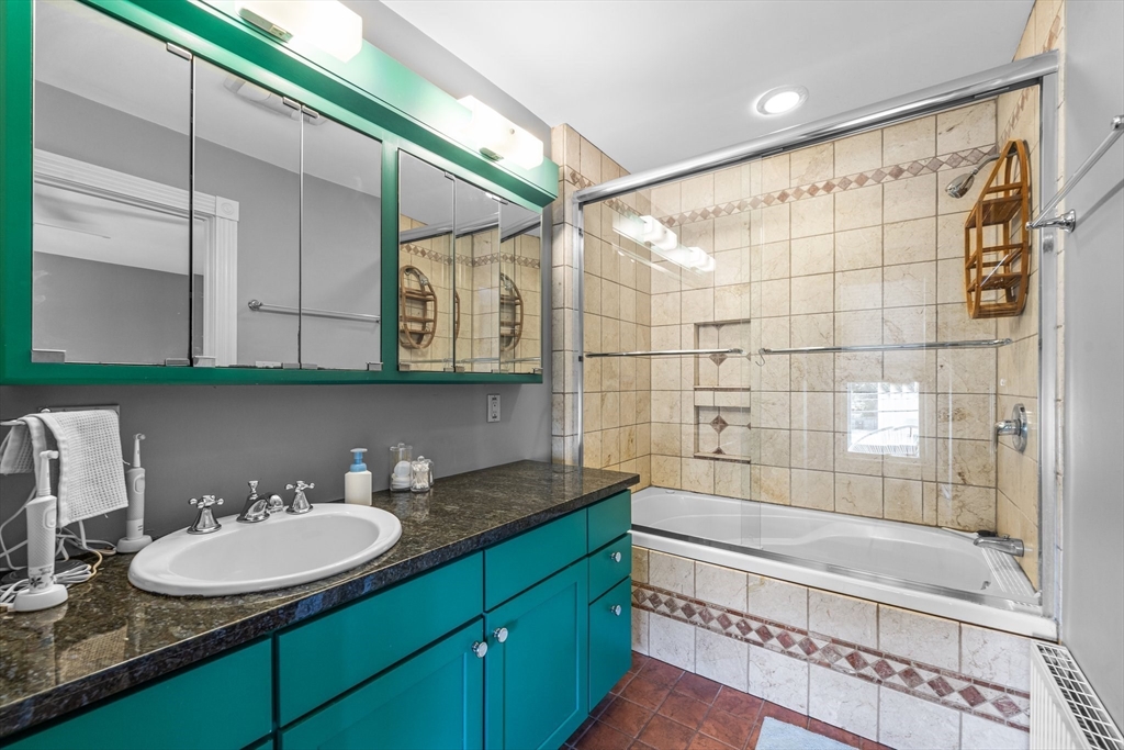 33 Dexter Avenue # 33