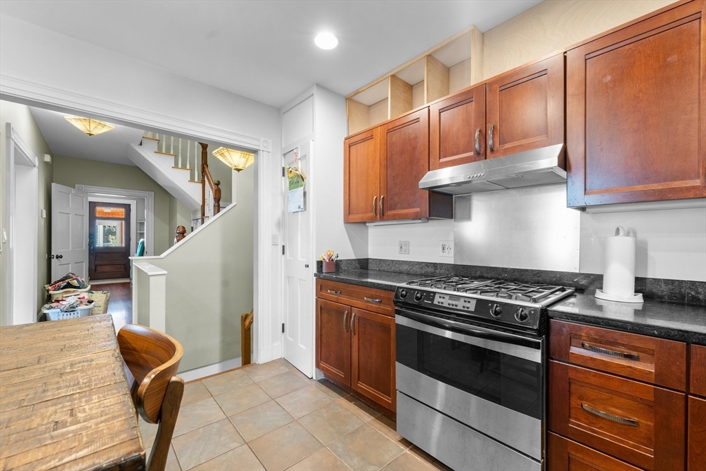 33 Dexter Avenue # 33