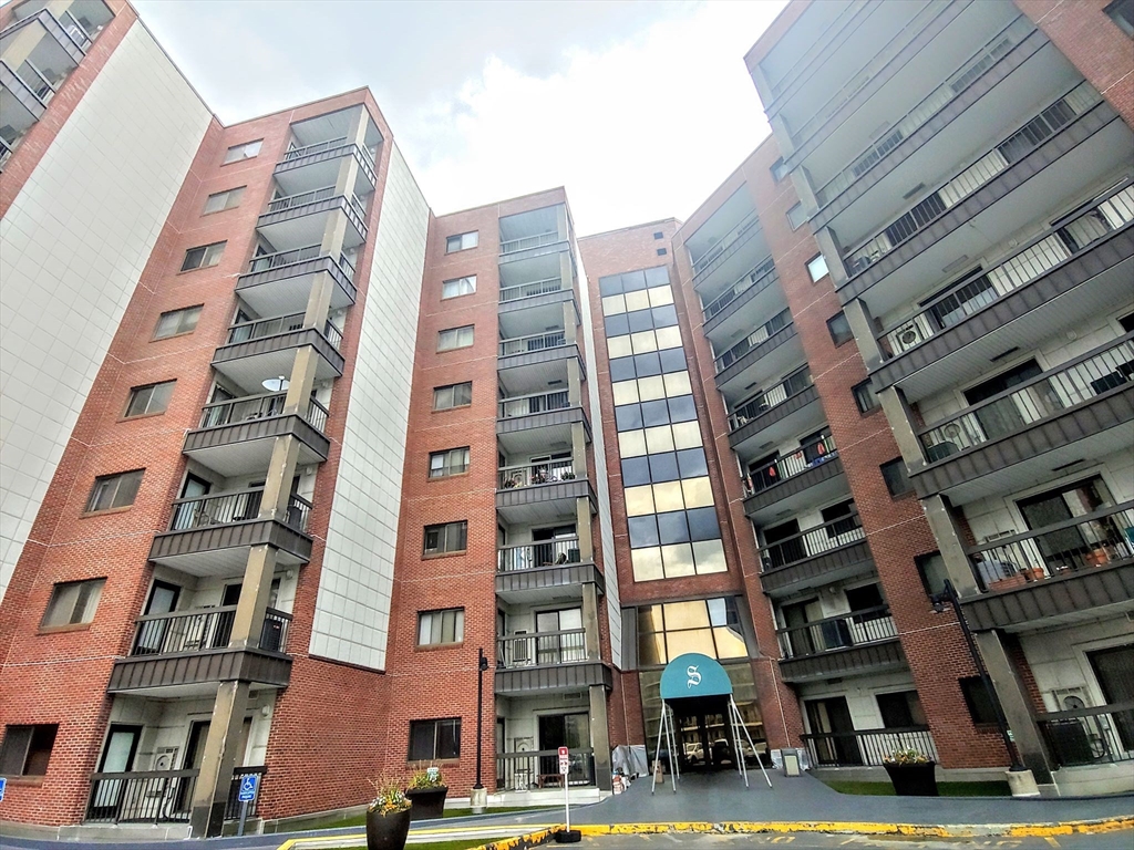 90 Quincy Shore Drive Unit: 205