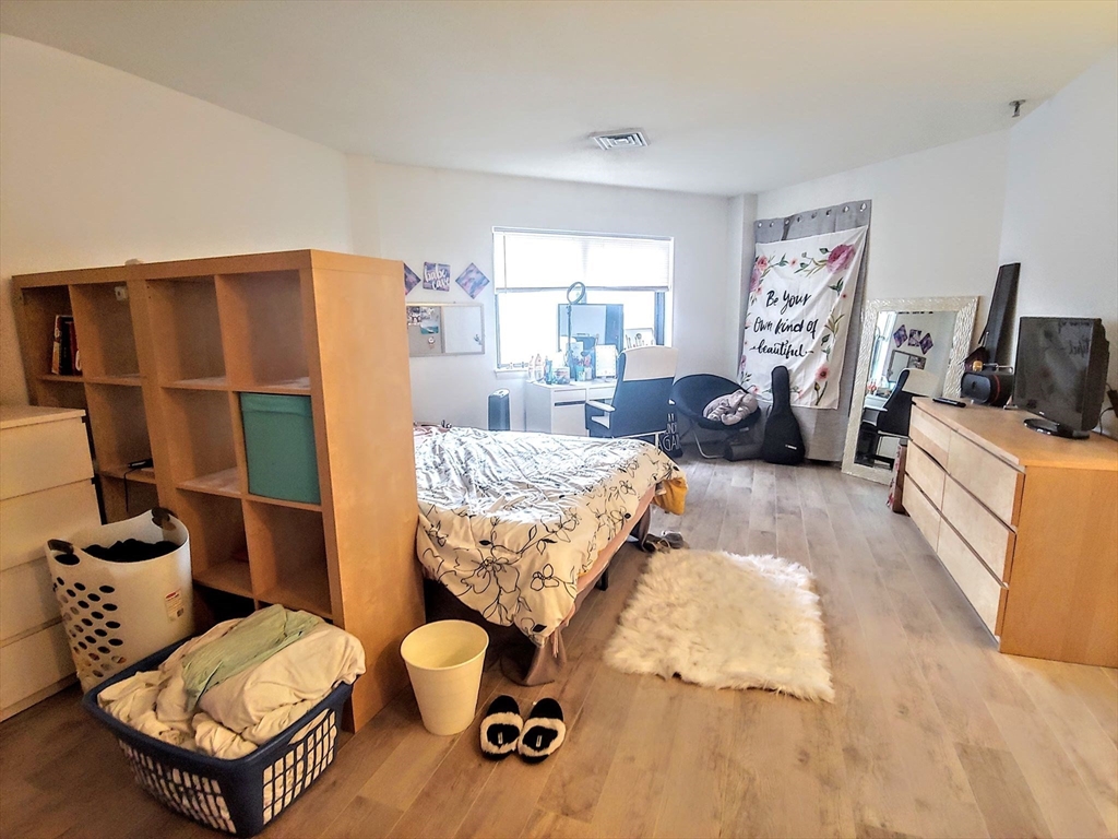 90 Quincy Shore Drive Unit: 205