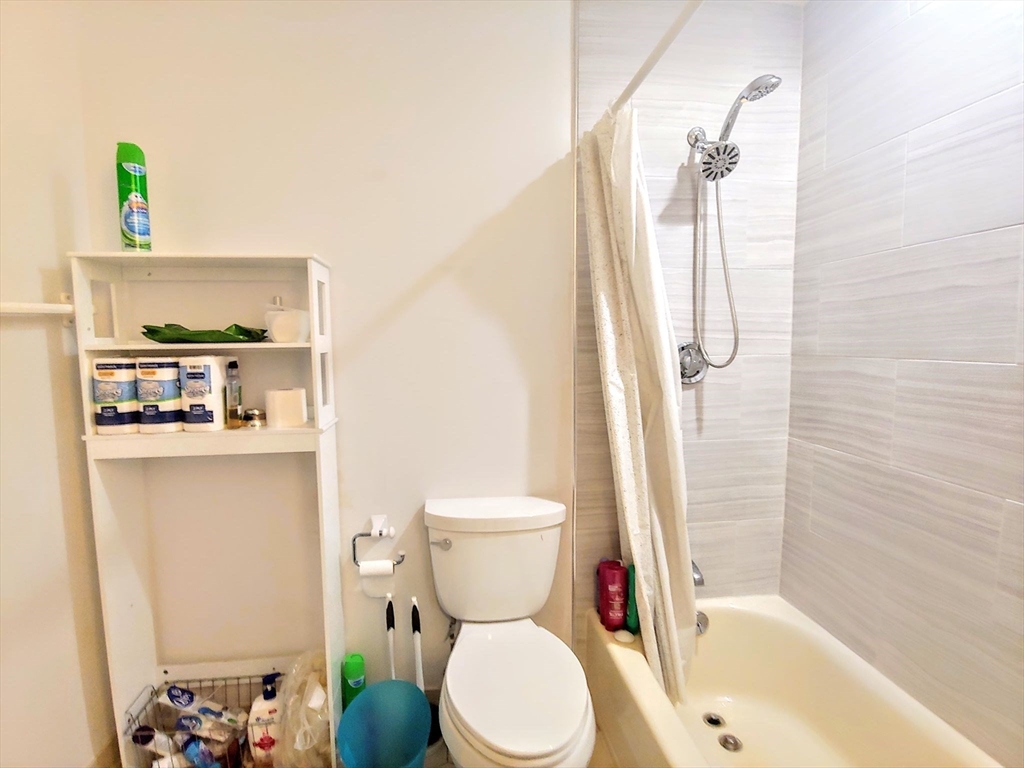 90 Quincy Shore Drive Unit: 205