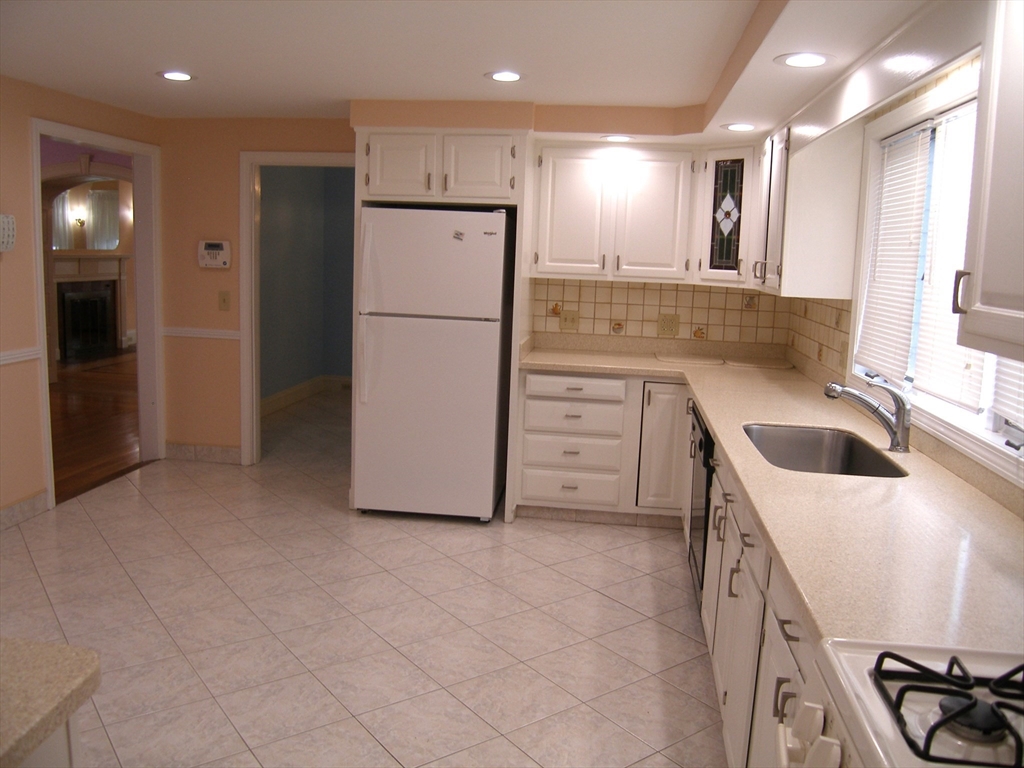 48 Clarendon
