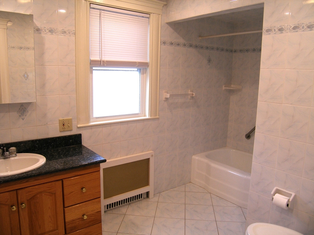 48 Clarendon