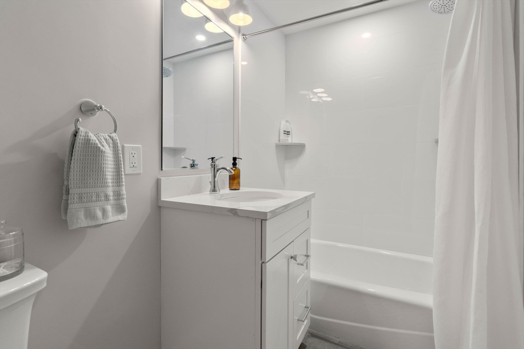 35 Algonquin Road # 35