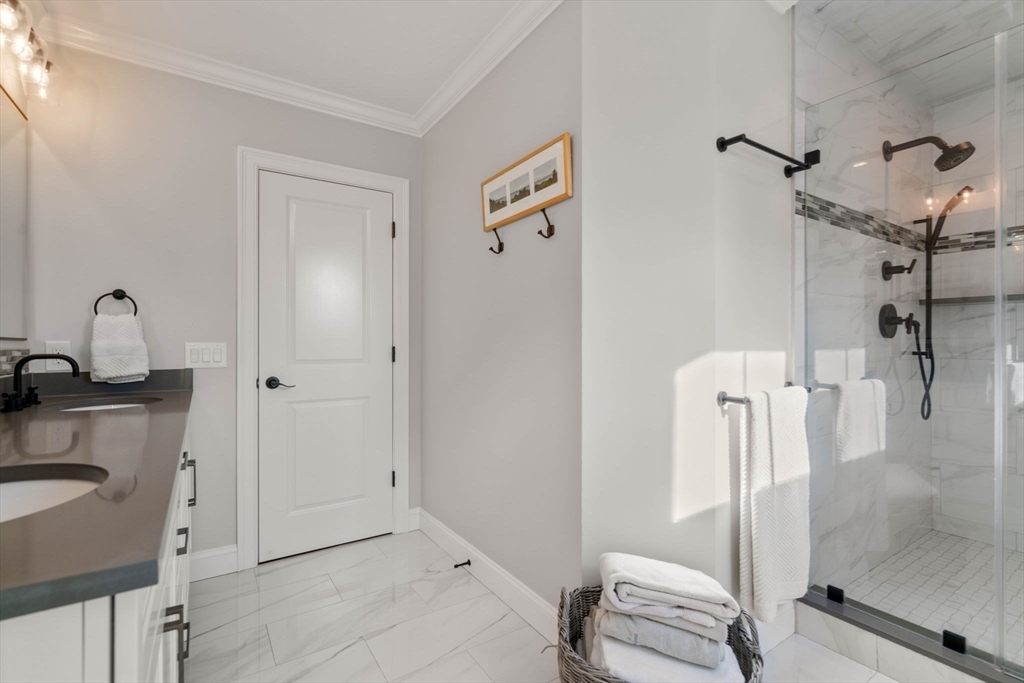 35 Algonquin Road # 35