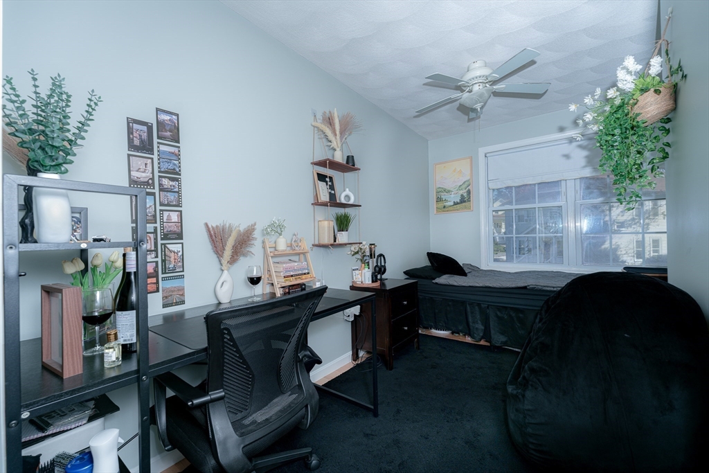 118 Granville Ave # 118