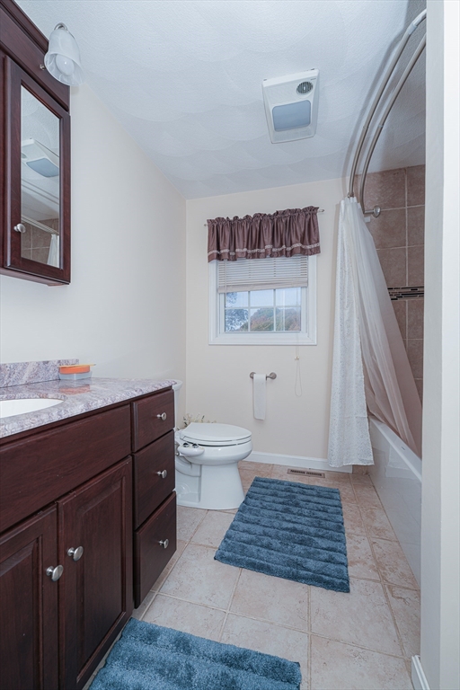 118 Granville Ave # 118