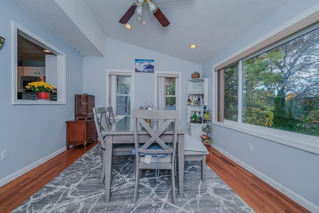 118 Granville Ave # 118