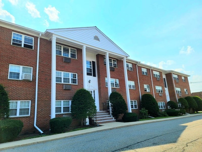 15 Old Colony Lane # 8
