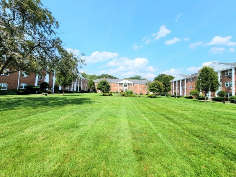 15 Old Colony Lane # 8