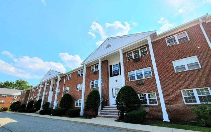 15 Old Colony Lane # 8