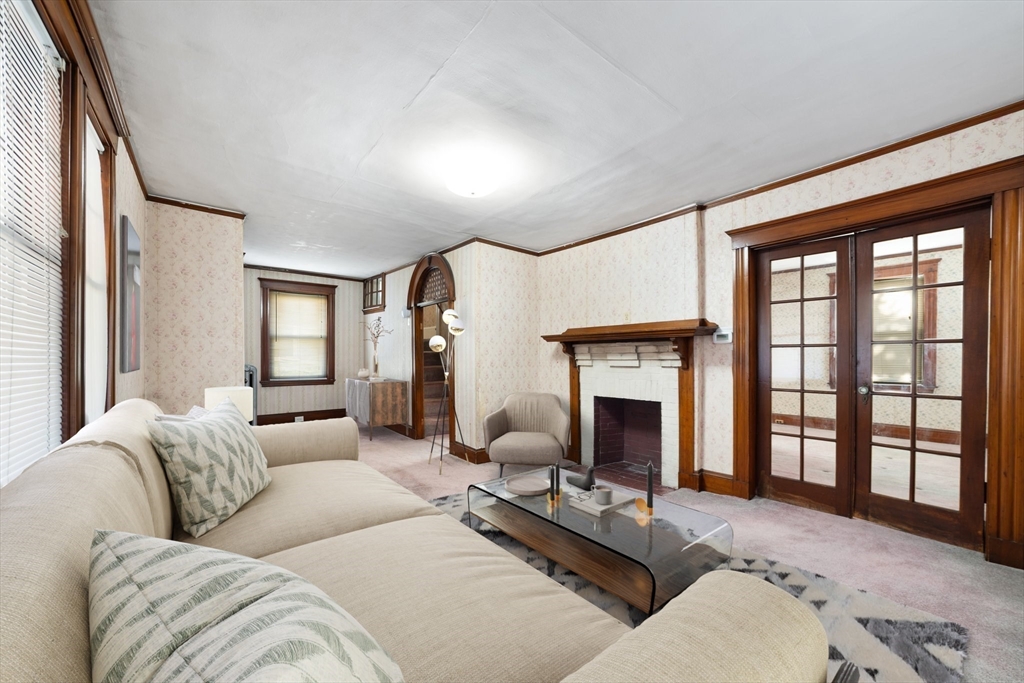 11 Florence St