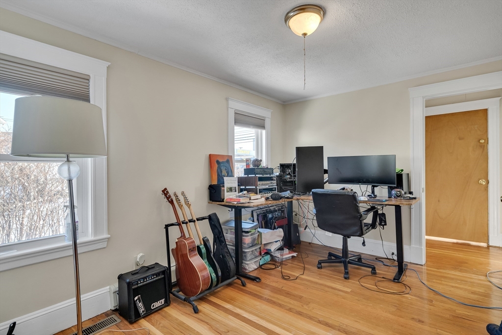 19 Elliot St # 19