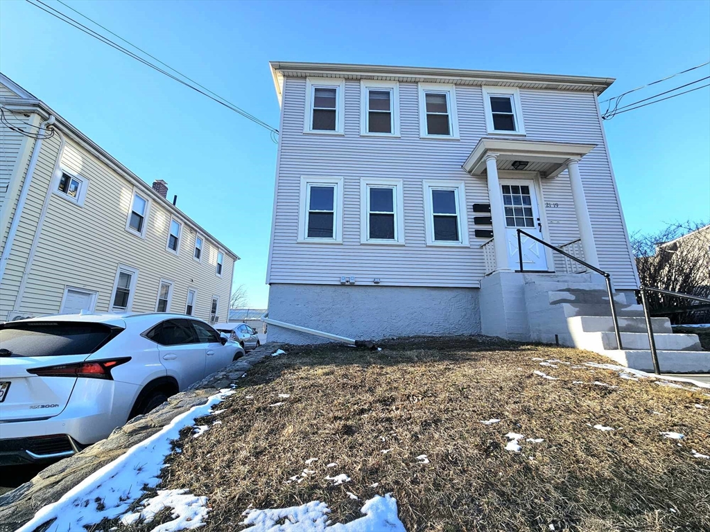 21 Elliot St # 21