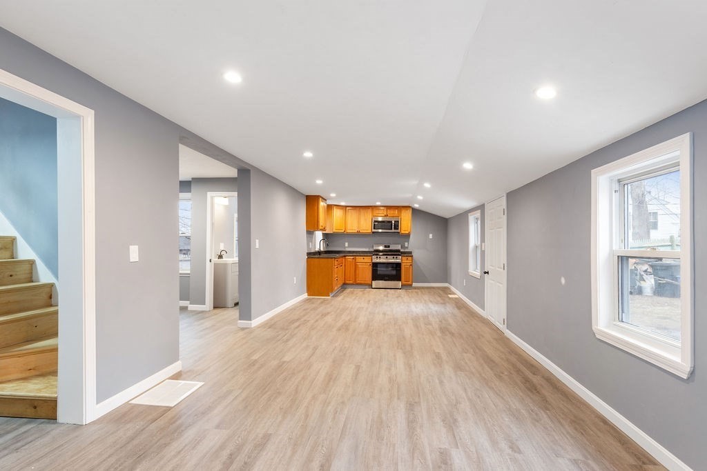 81 Mill St