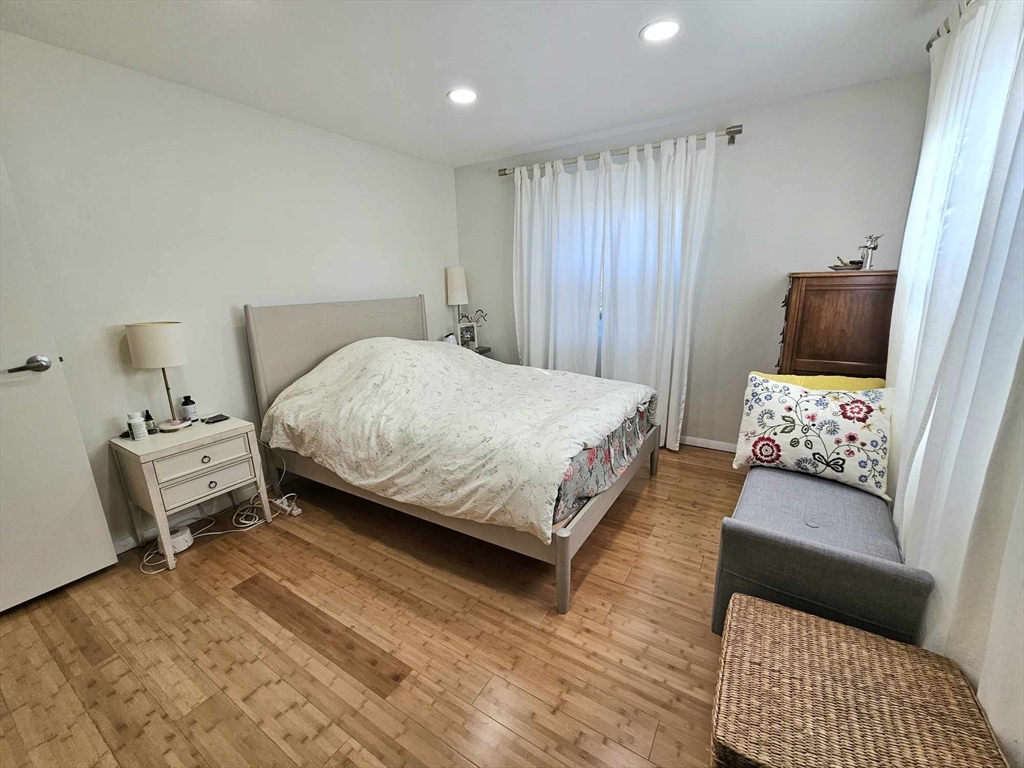 112 Sycamore # 5