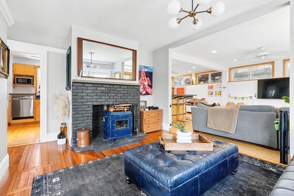 15 Apthorp Rd