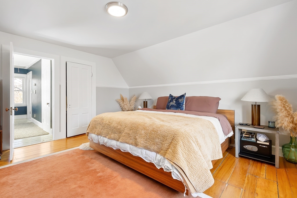 15 Apthorp Rd