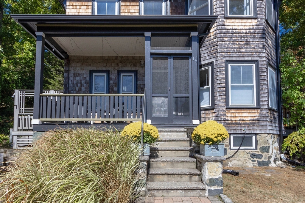15 Apthorp Rd
