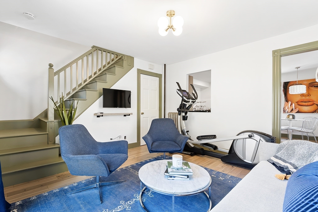 15 Apthorp Rd