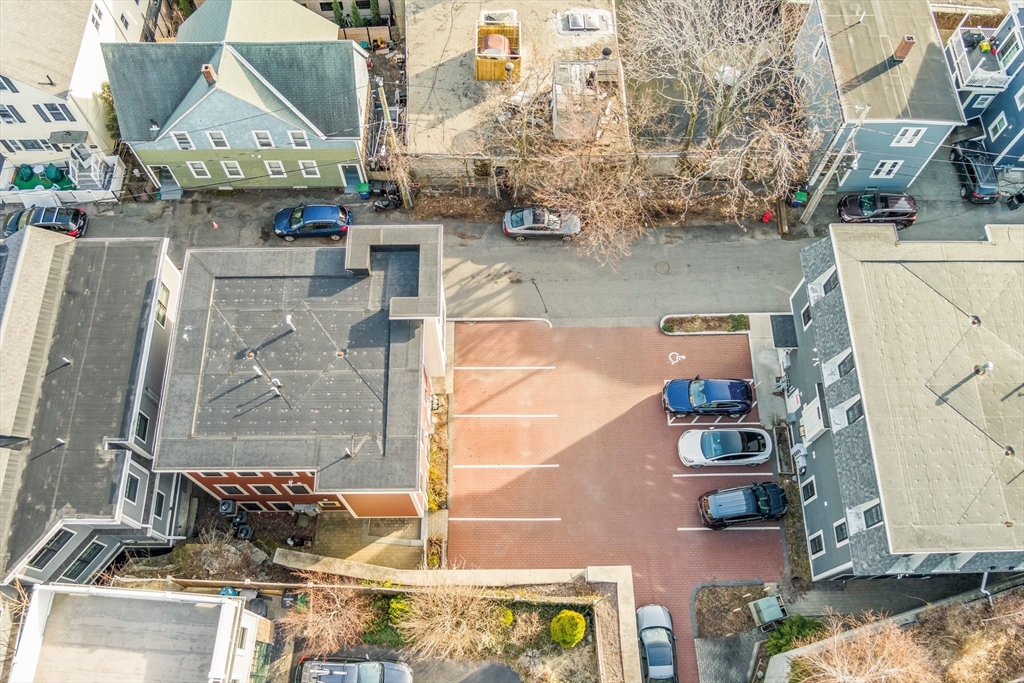 51 Pitman St # 1B