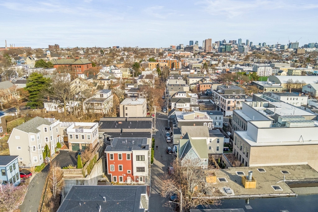 51 Pitman St # 1B