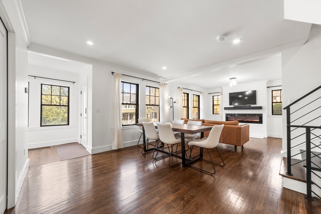 6 Jason Ct