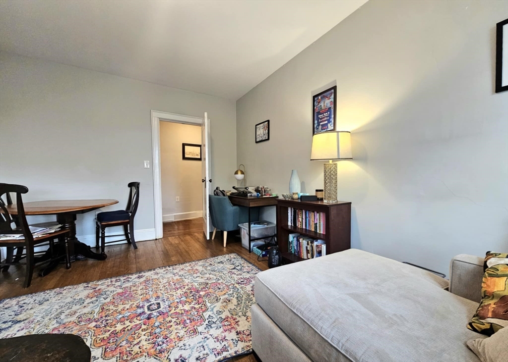 247 Chestnut Hill Ave # 31