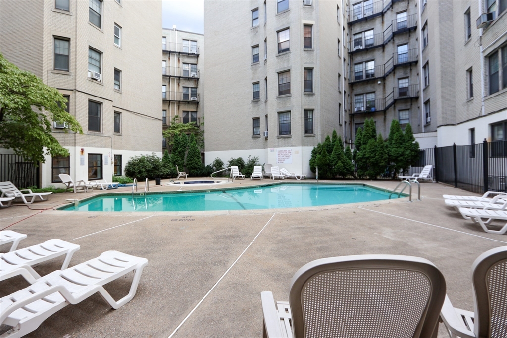 370 Chestnut Hill Ave # 54