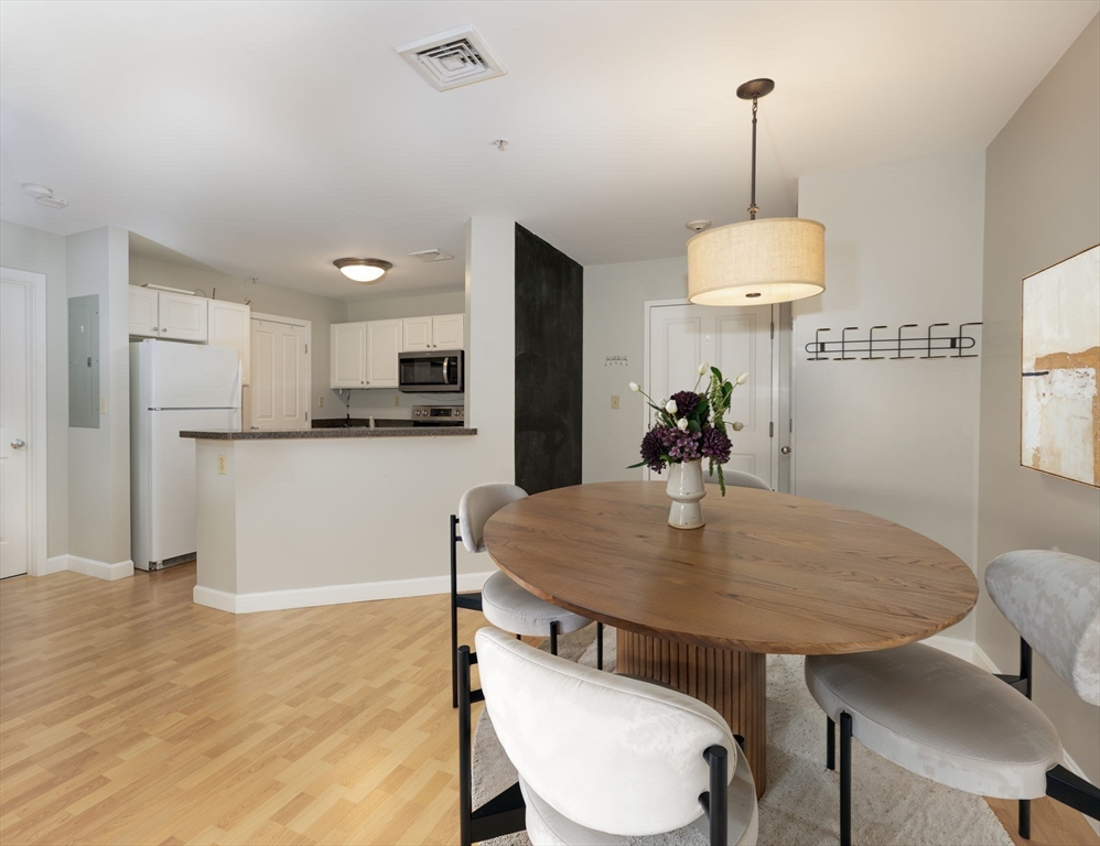 30 Franklin St # 328