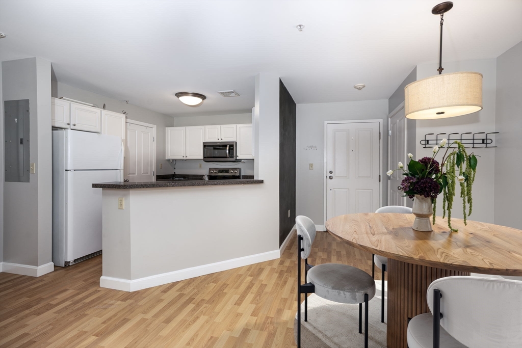 30 Franklin St # 328