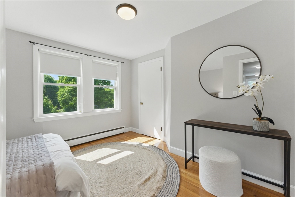 90 Woodland Rd