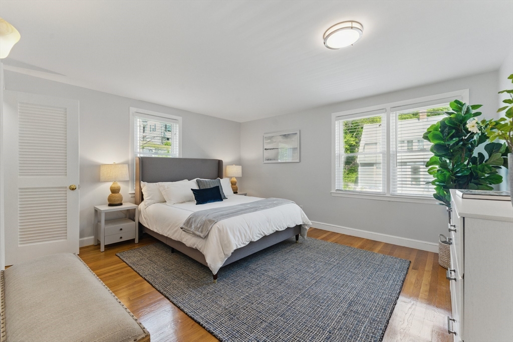 90 Woodland Rd