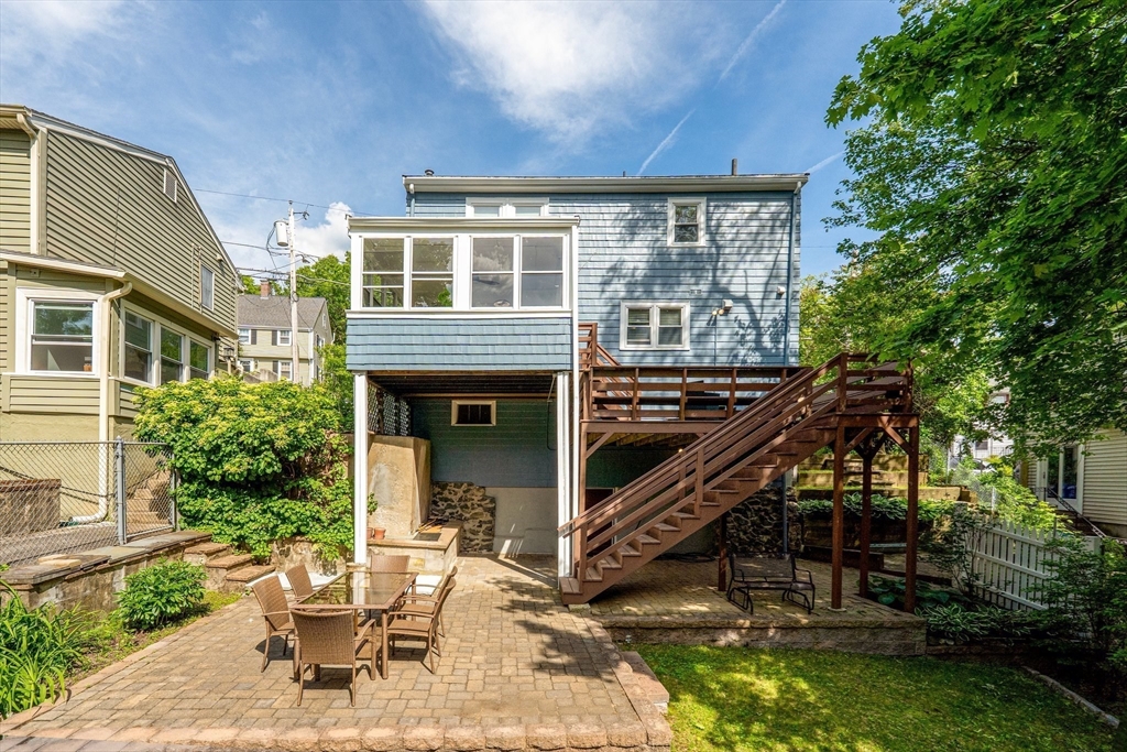 90 Woodland Rd
