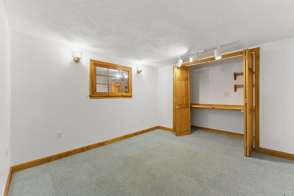 90 Woodland Rd
